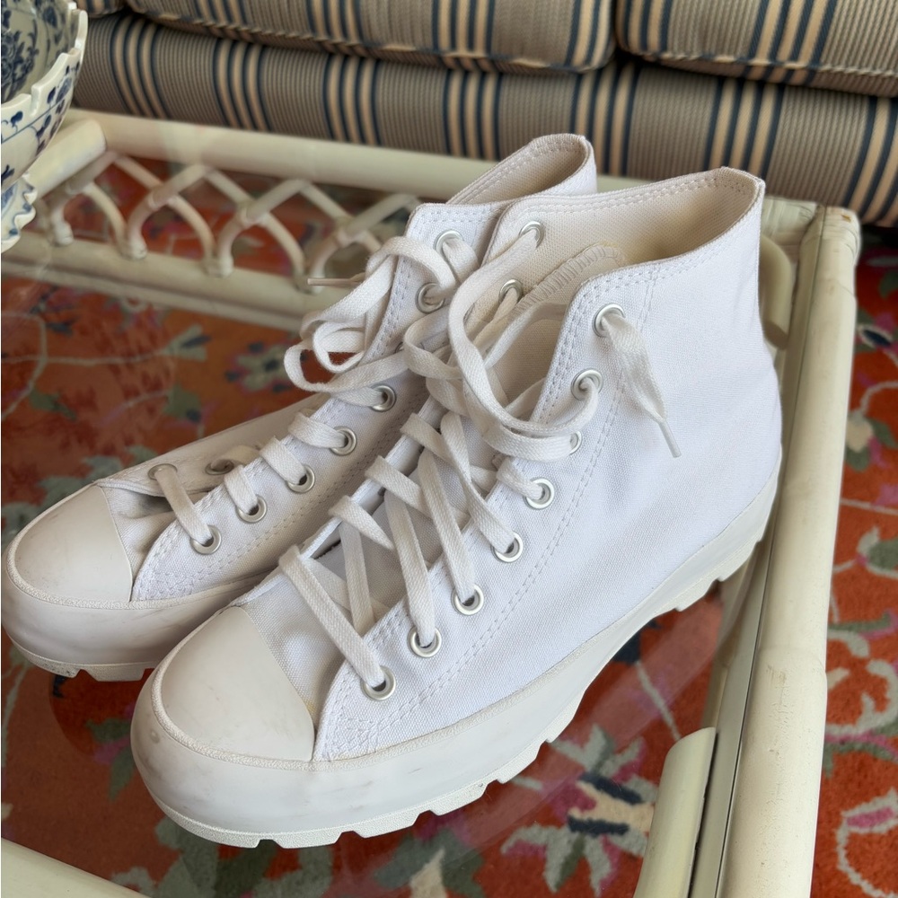 White converse